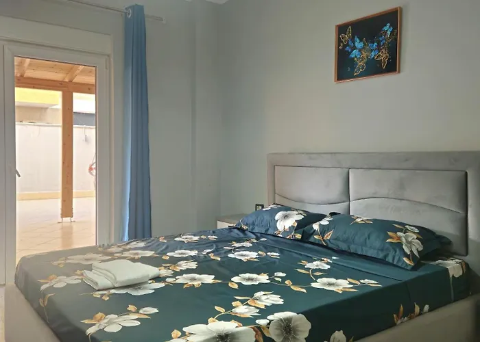 Διαμέρισμα Mary's Luxury 1 *